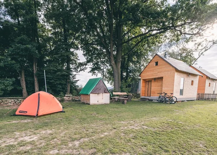 Chaticky.basta キャンプ場 Čakov